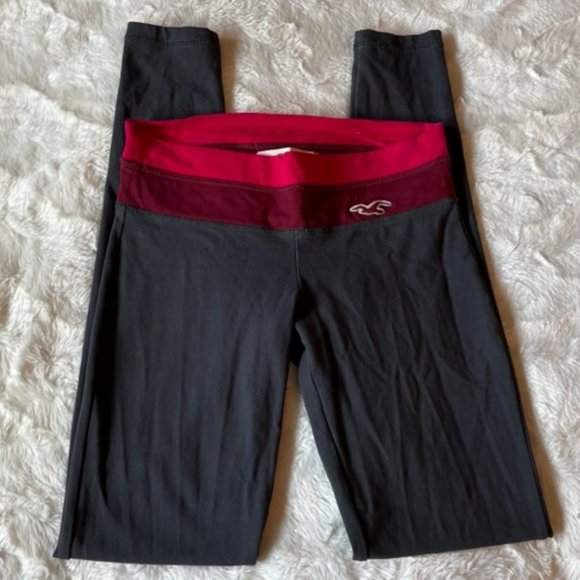 2/$40 Hollister Black Leggings yoga pants Ladies Junior Size XS - Picture 1 of 15
